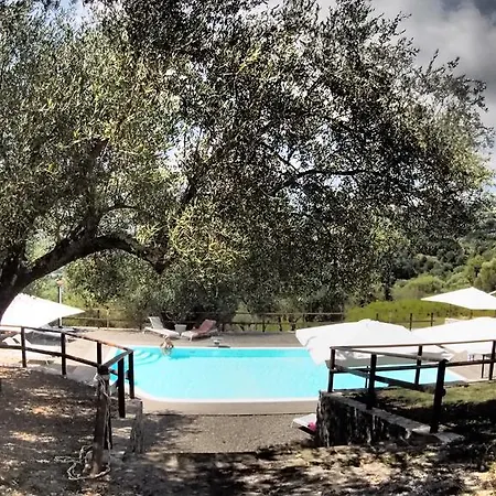 Hotel Tenuta Terre Di Bosco Oasi Di Relax Nel Cilento 3*