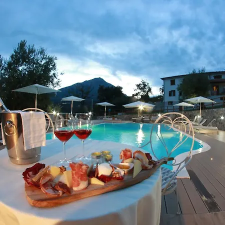 Hotel Tenuta Terre Di Bosco San Giovanni a Piro